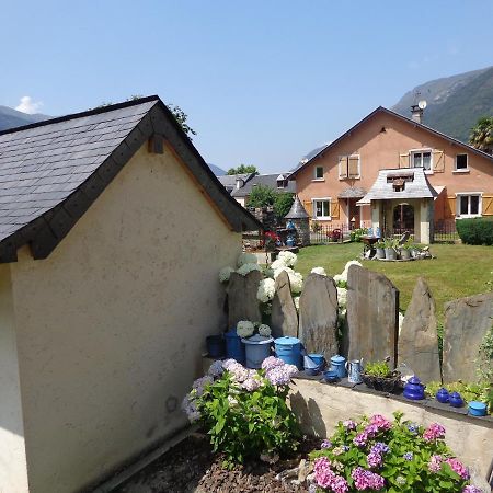 Ferienwohnung Chez Corine Marque Badet Luz-Saint-Sauveur Exterior foto